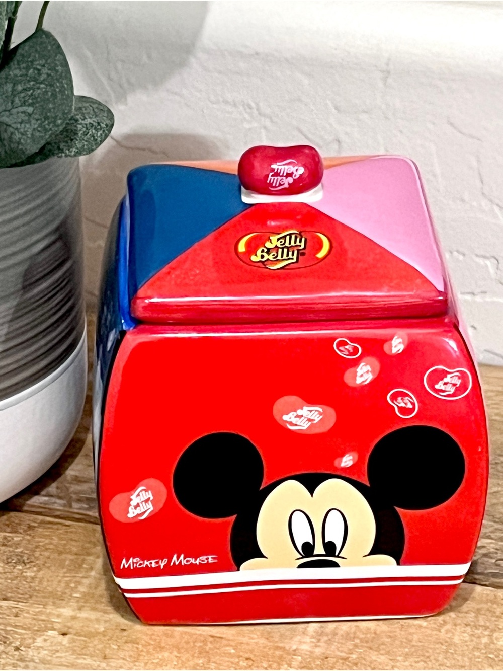 Disney Jelly Belly Ceramic Candy Dish Mickey Minnie Donald Goofy 2013 Canister